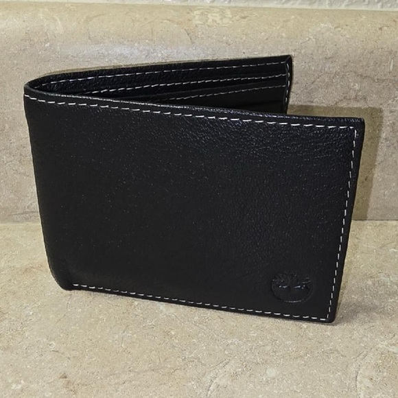Timberland Men’s Black Leather Bi-Fold Wallet - Picture 4 of 10